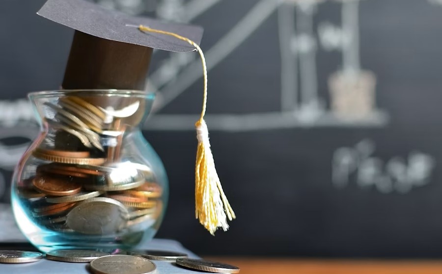 La ciència sota el control de les grans editorials: el lucre per davant del coneixement