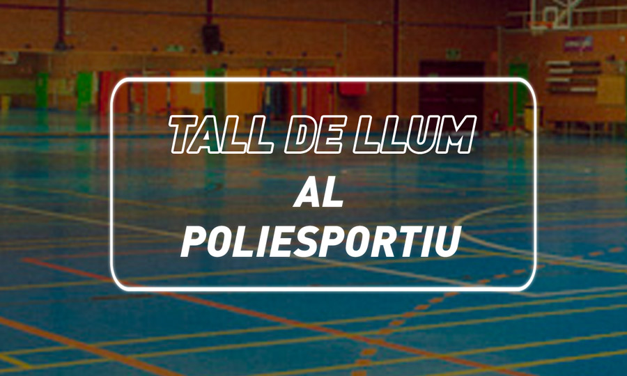 Pista del poliesportiu amb avís