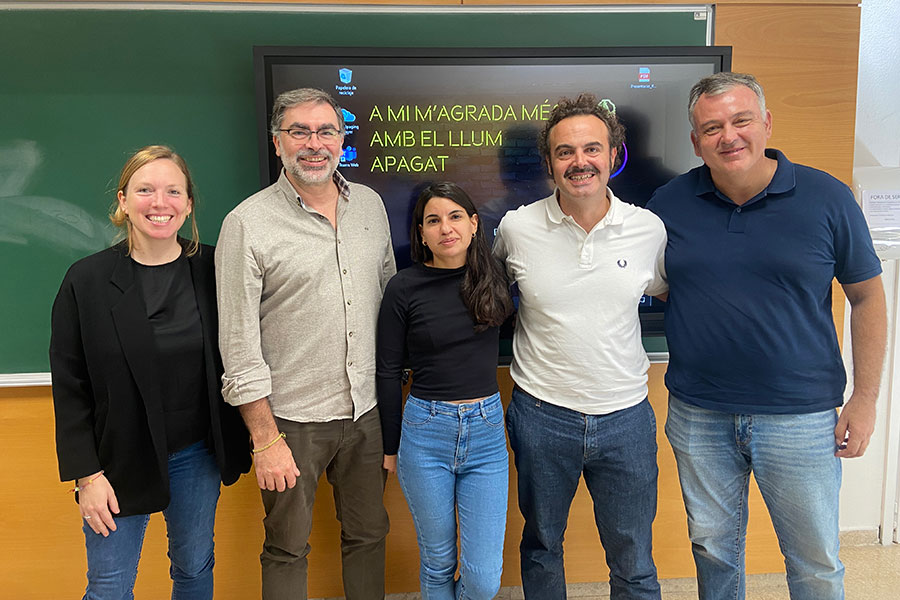 D'esquerra a dreta, els professors Belén Monclús, Xavier Ribes, Marta Narberhaus, Òscar Coromina i Emilio Fernández