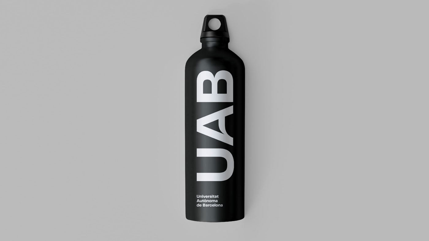 Ampolla tinta blanca sobre fons negre UAB marxandatge