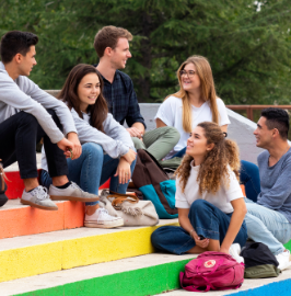 Escales LGTBI de la UAB amb alumnat