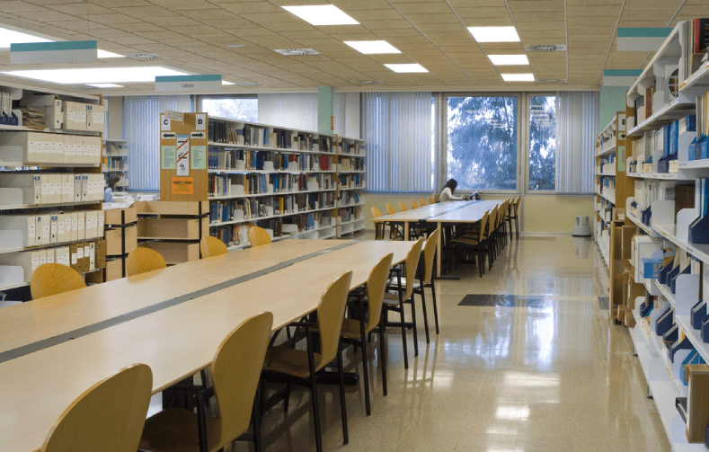 Vall d'Hebron Hospital Campus library